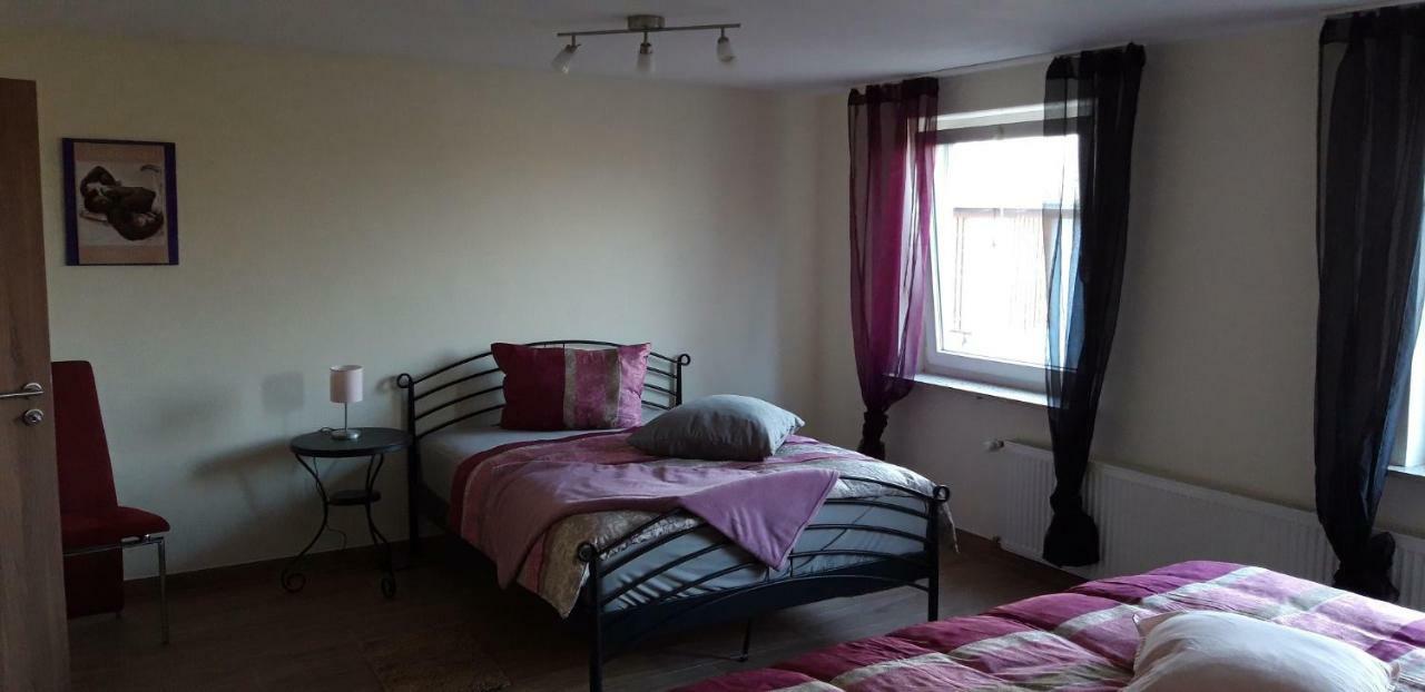 Ferienwohnung Frau Klara Hofheim in Unterfranken Ngoại thất bức ảnh